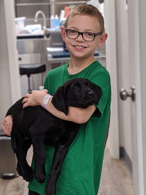 pet and owner at the vet clinic